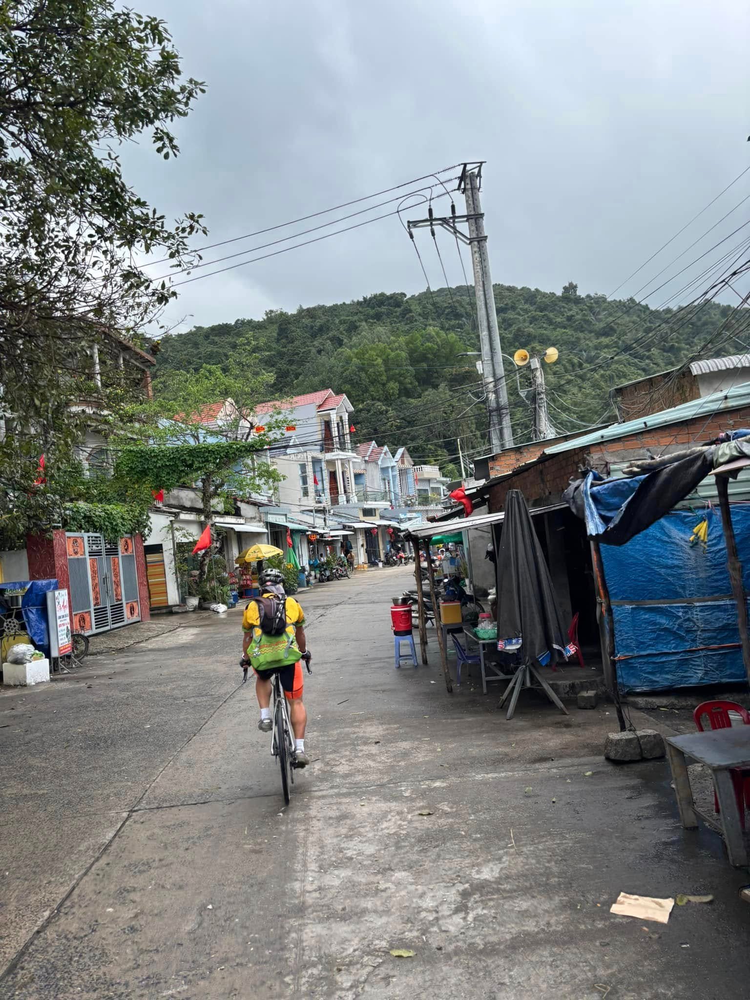 20 Days Biking Through Vietnam